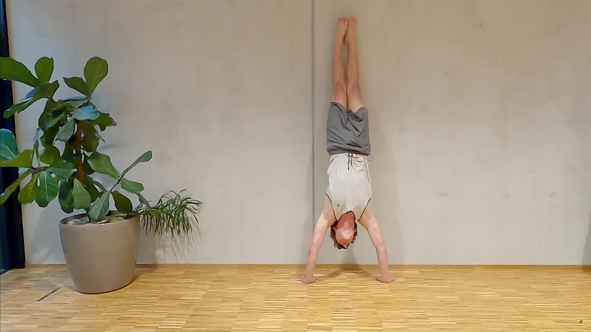 30 Minuten Oberkörper-Handstand-Training